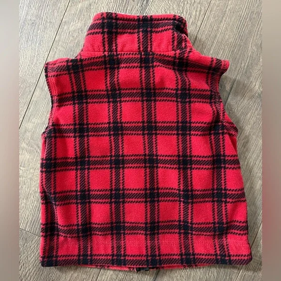 Carter’s Vest - Picture 2 of 3